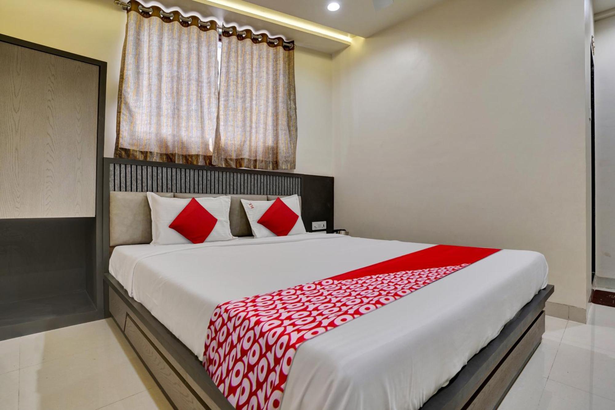 Super Hotel O Dhiman Residency Ulhasnagar Ngoại thất bức ảnh